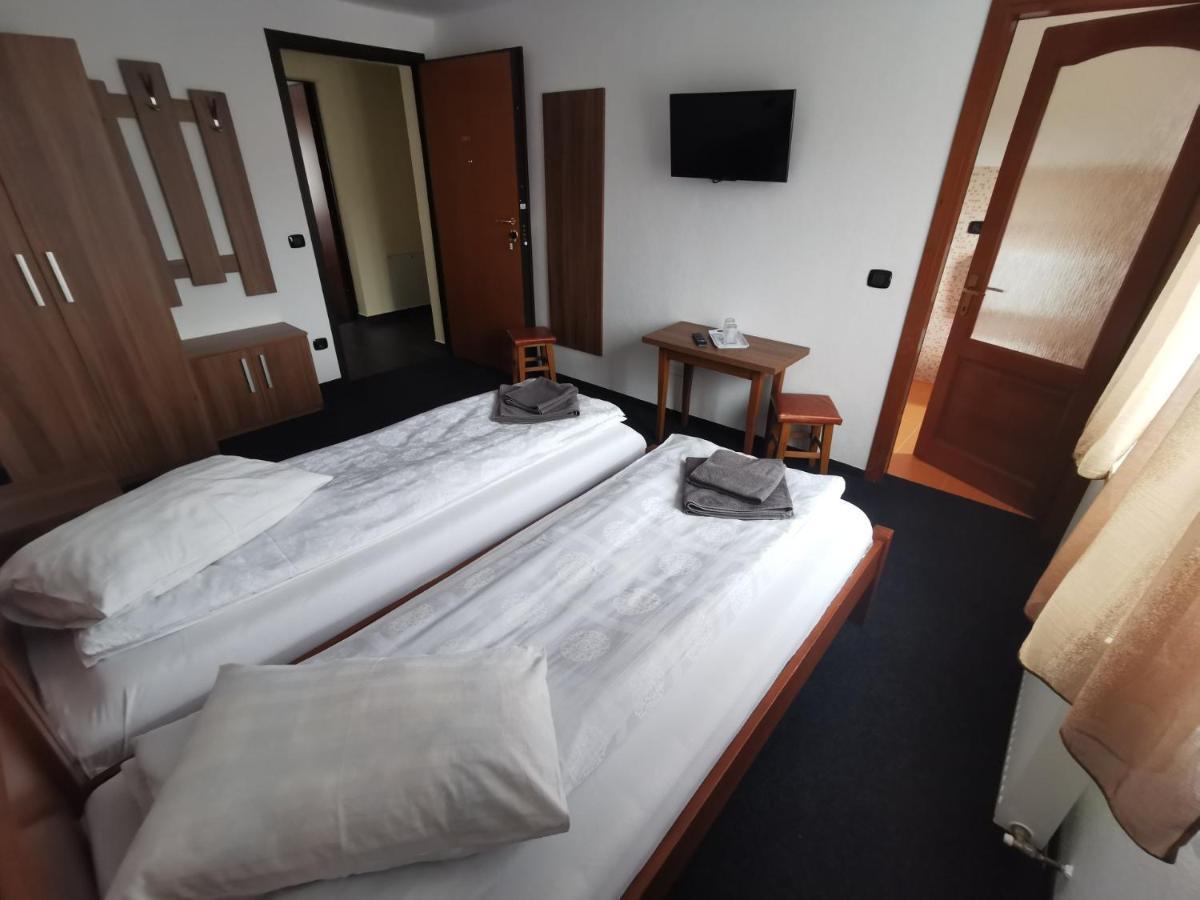 Cabana Cascada Cailor Hotel Borşa Buitenkant foto