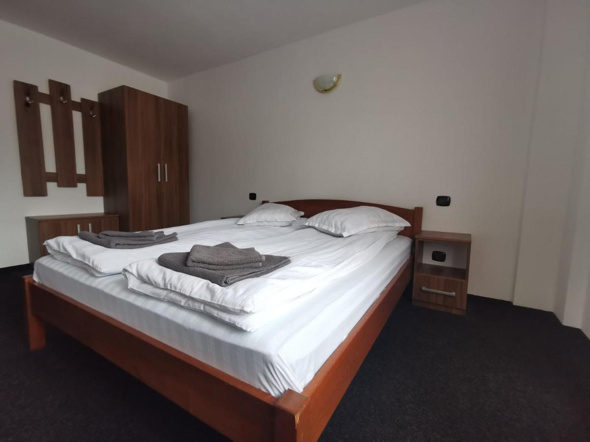 Cabana Cascada Cailor Hotel Borşa Buitenkant foto