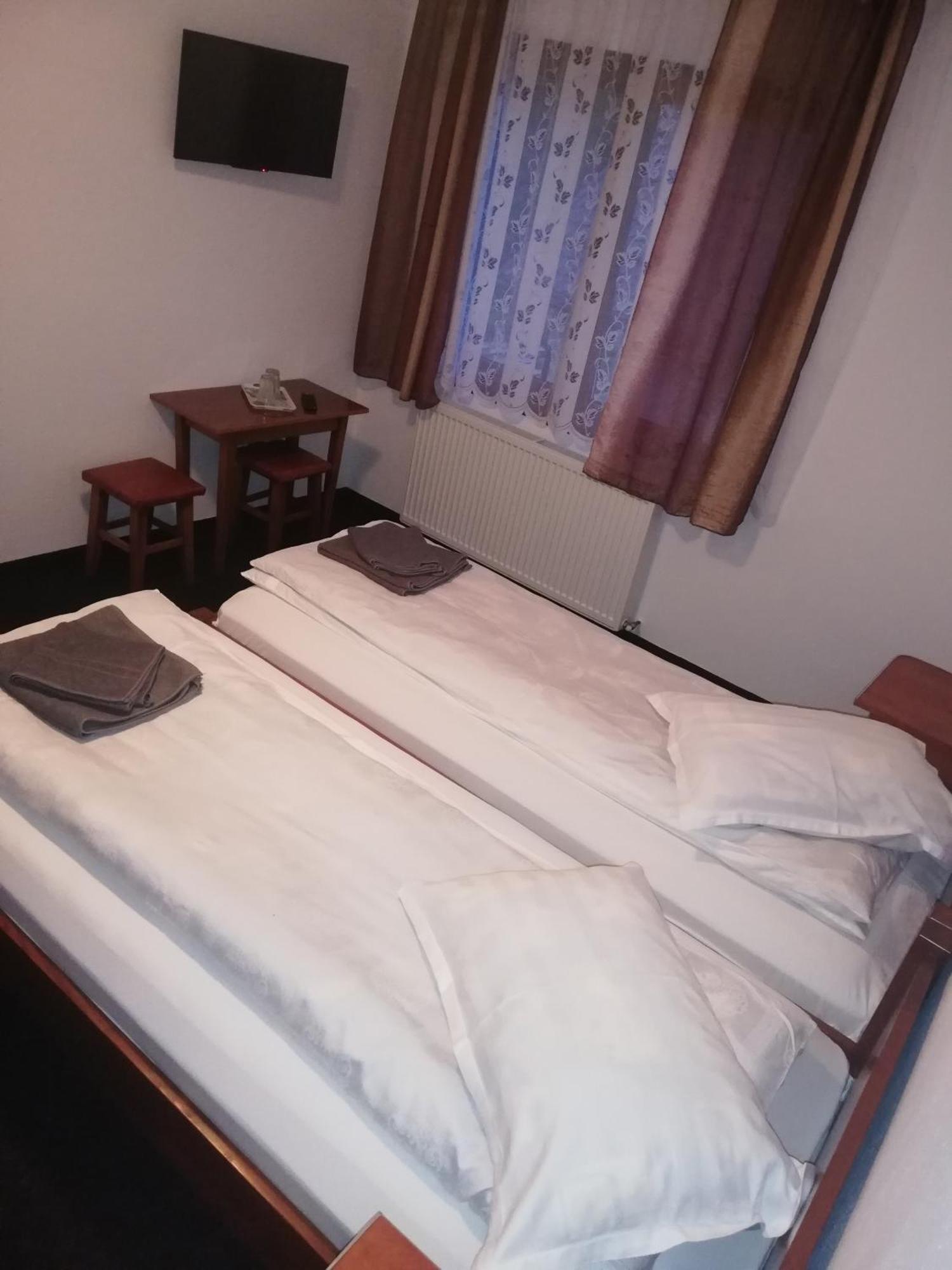 Cabana Cascada Cailor Hotel Borşa Kamer foto